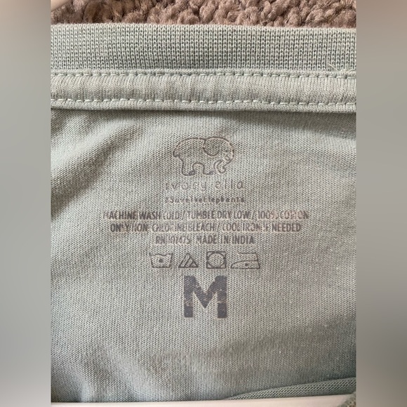 Ivory Ella Long Sleeved Tee - Picture 3 of 3